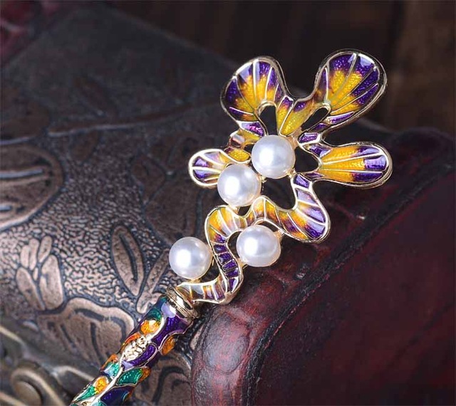 Chinese Style Enameled Metal Scallop Imitation Pearls Purple