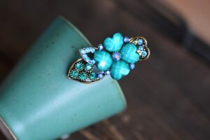 Blue Metal Mini Hair Clip Four Petal