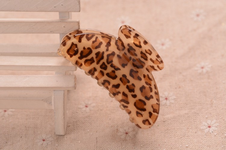Leopard Print Acrylic Hair Claw Brown