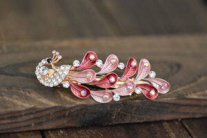 Main Painted Metal Peacock Hair Barrette